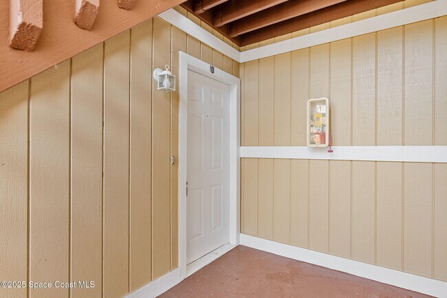 Foto del edificio - 1884 Agora Cir SE