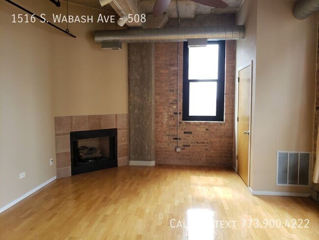 Building Photo - 1516 S Wabash Ave