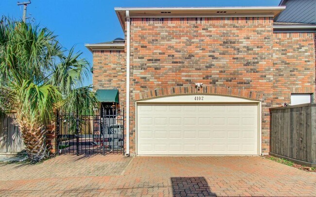 Foto del edificio - 4102 Childress St
