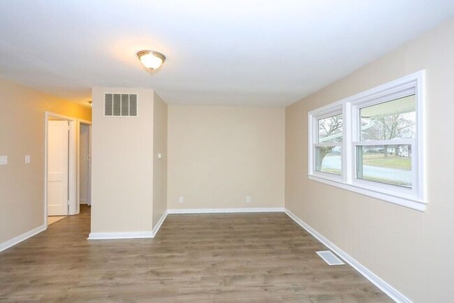 Foto del edificio - 2 Bedroom in Lawrence