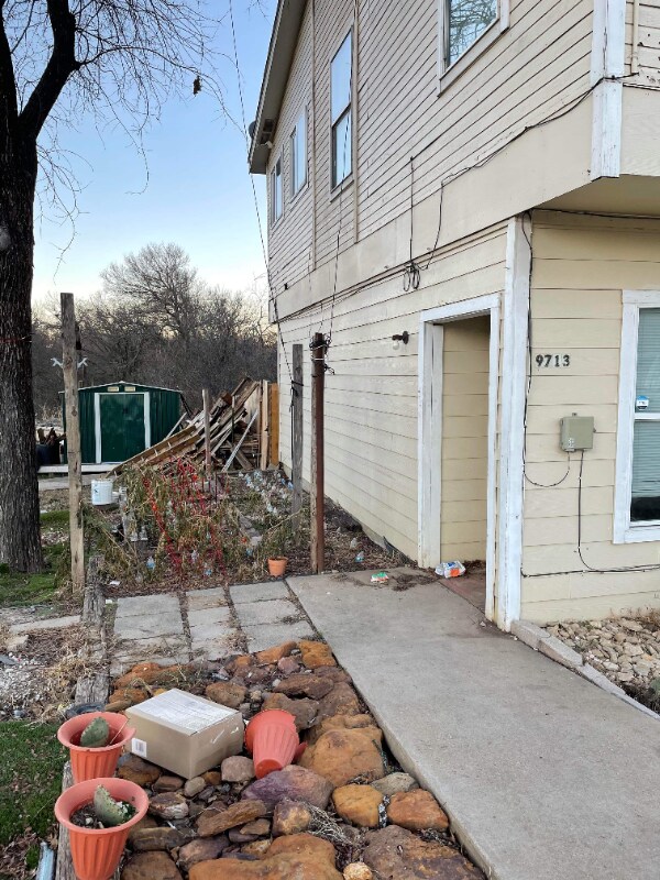 Foto del edificio - 9713 Sycamore Dr