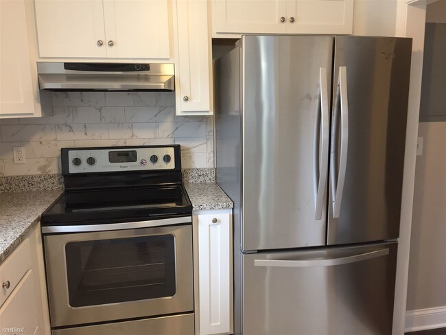 Foto del edificio - 24 Denny St