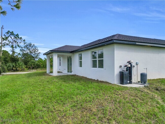 Foto del edificio - 100 W 11th St