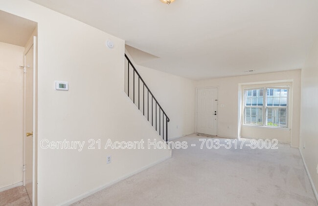 Building Photo - 13885 Oyster Point Ct
