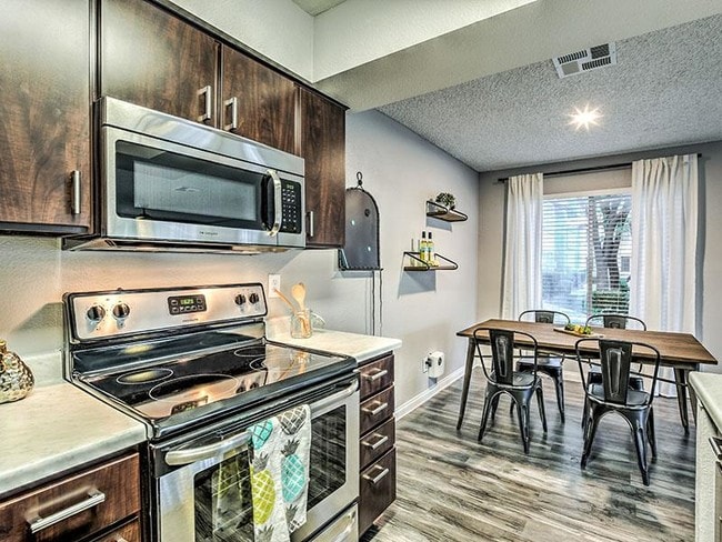 Foto del edificio - Capri North & South