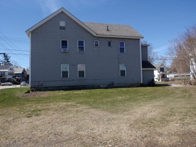 Building Photo - 110 Granger St