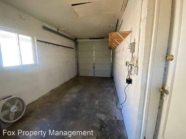 Building Photo - 2 br, 1 bath House - 2511 Oneida Street
