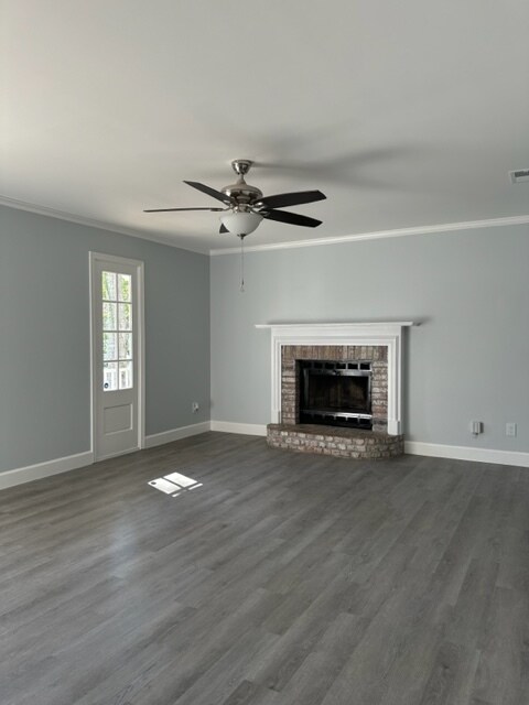 Building Photo - 3233 Autumn Ridge Dr W