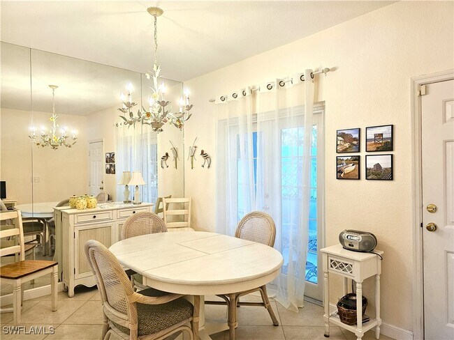 Foto del edificio - 818 Tanbark Dr