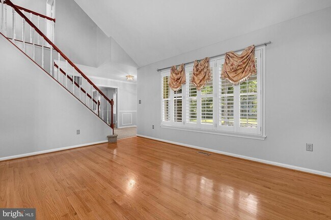 Foto del edificio - 3034 Pebble Beach Dr