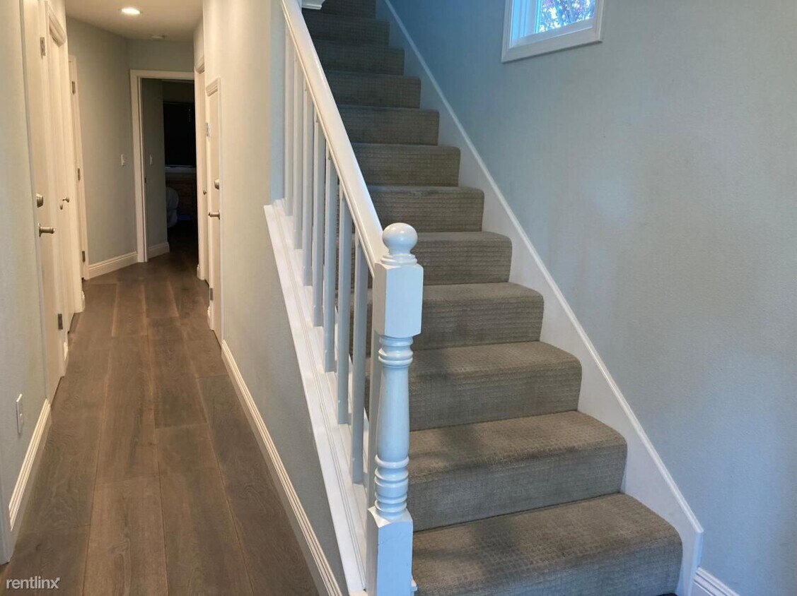 Foto principal - 2 br, 2 bath House - 1591 Prospect Ave