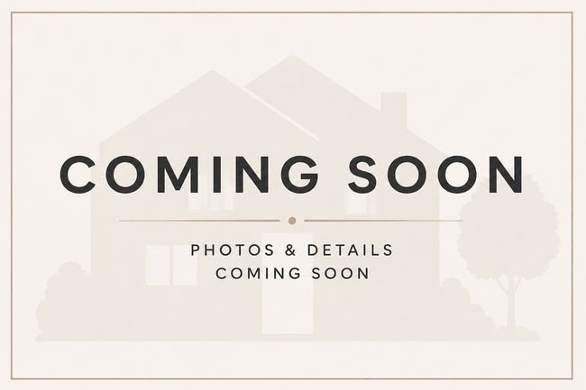 Building Photo - 210 Oak Point Ln