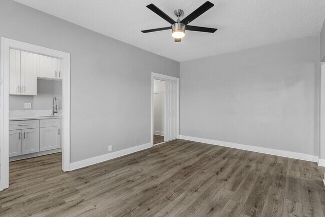 Foto del edificio - 1424 Chestnut Avenue