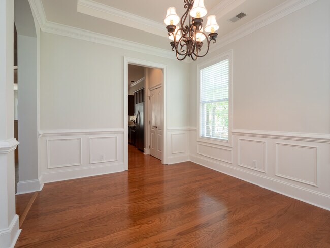 Foto del edificio - 1814 Tennyson Row