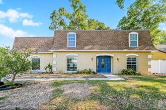 Building Photo - 13933 Oak Forest Blvd N