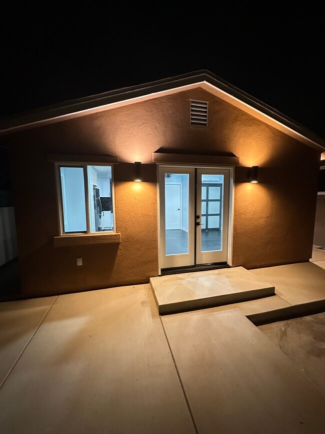 Foto del edificio - 4068 Armstrong St