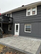 Building Photo - 6 George St