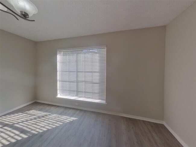 Building Photo - 23519 Briarcreek Blvd