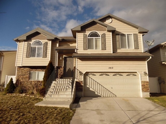 Primary Photo - 1012 W York Drive