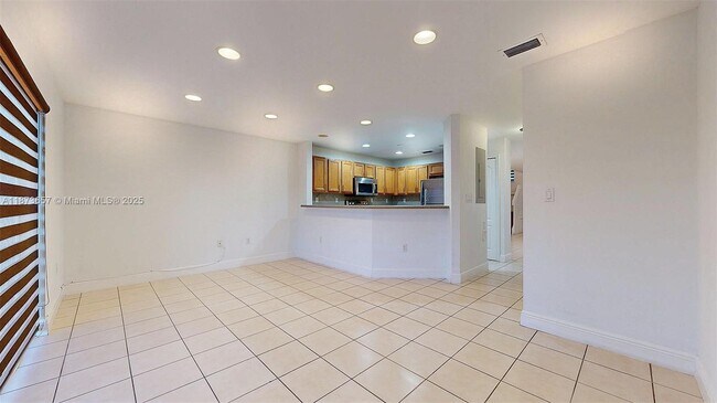 Building Photo - 12819 SW 31st Ct