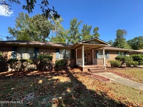 Building Photo - 317 Forest Grove Ave