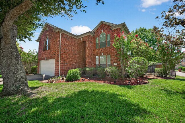 Foto del edificio - 3702 Cedar Valley Dr