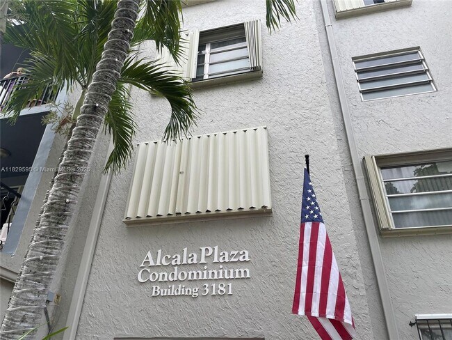 Foto del edificio - 3181 SW 13th St