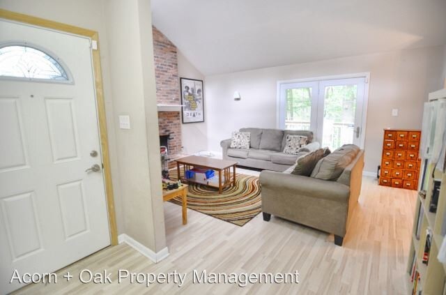 Building Photo - 3 br, 2 bath House - 2526 Booker Creek Road