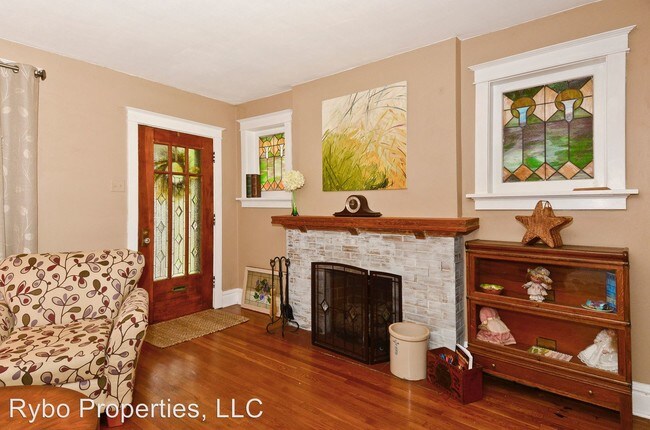 Building Photo - 4 br, 2 bath House - 3811 Fillmore