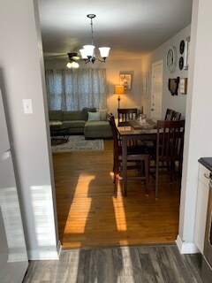 Foto del edificio - 130 W Comay Cir