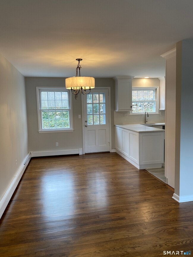 Building Photo - 135 Millport Ave