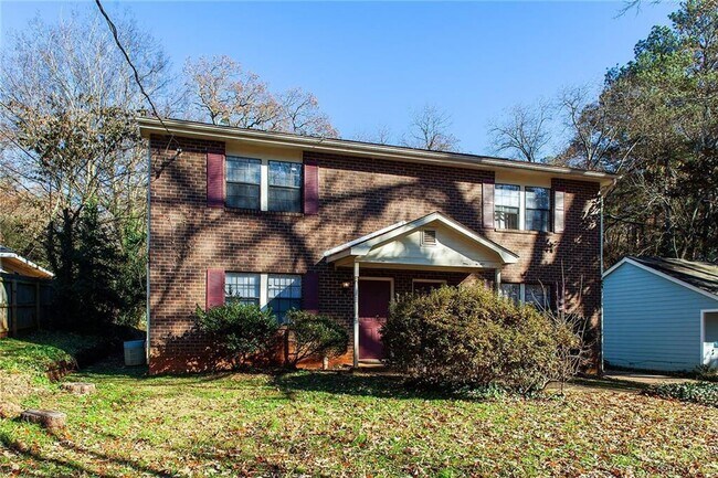 Building Photo - 734 S Candler St