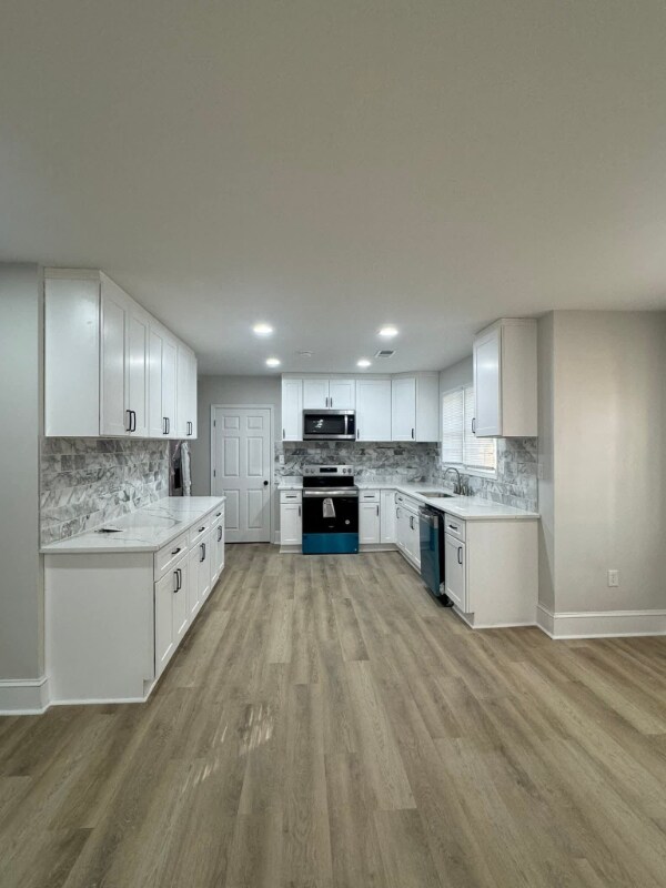 Foto del edificio - 209 Forest Ln