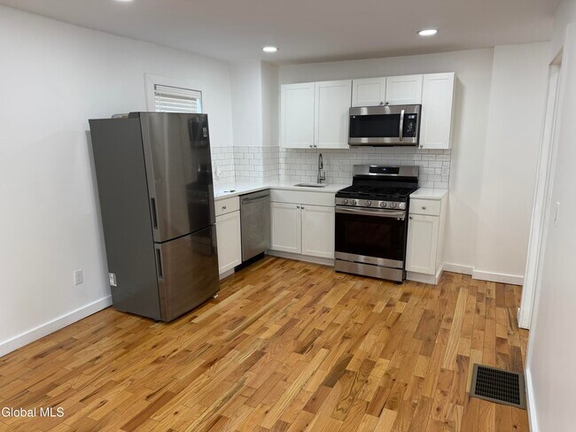 Foto del edificio - 479 2nd St