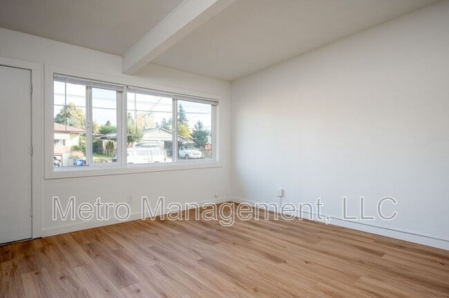 Foto del edificio - 6307 SE 72nd Ave