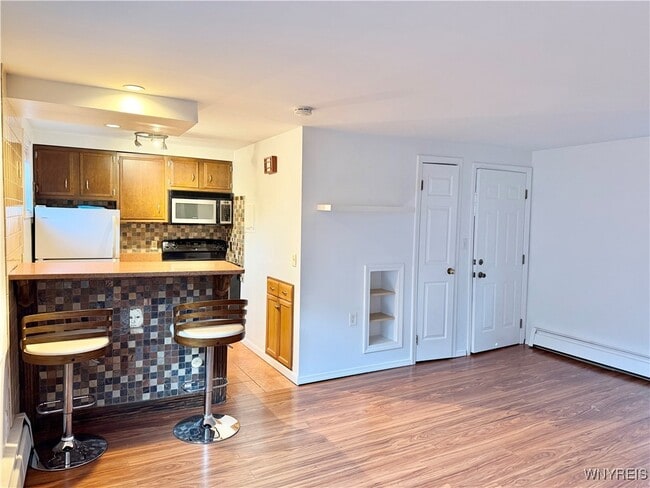 Building Photo - 89 Johnson Park