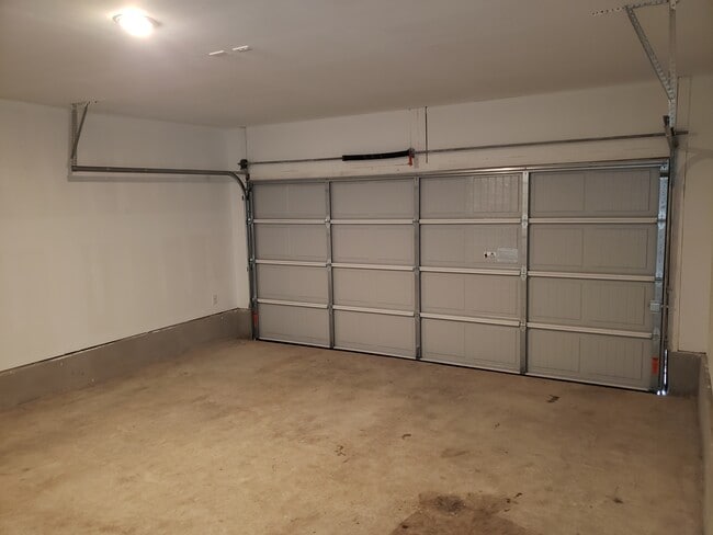 Building Photo - 5447 Calton Bnd