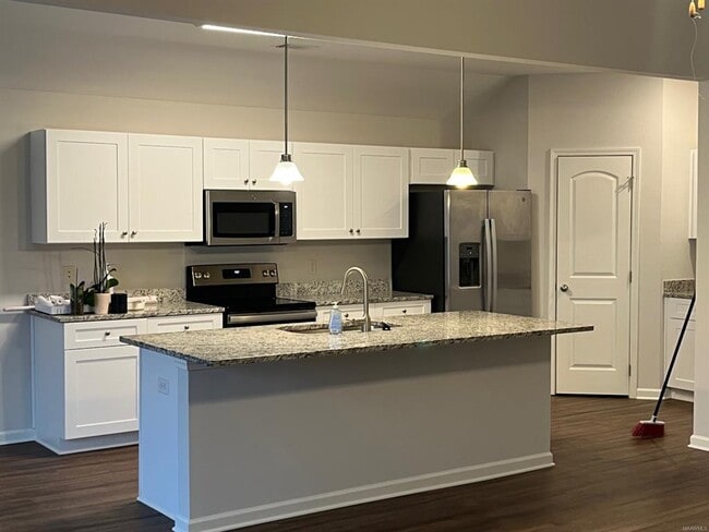 Foto del edificio - 1014 Dawson's Ml Blvd