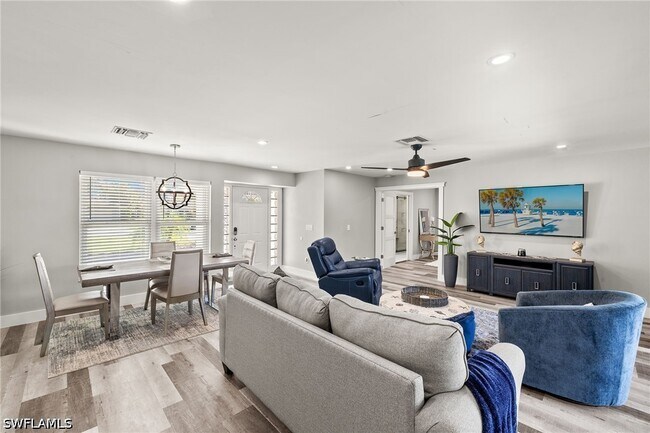 Foto del edificio - 248 Bay Meadows Dr