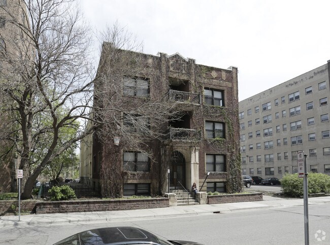 Building Photo - Secombe Apartments
