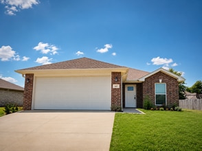 Building Photo - 347 Sidney Ln