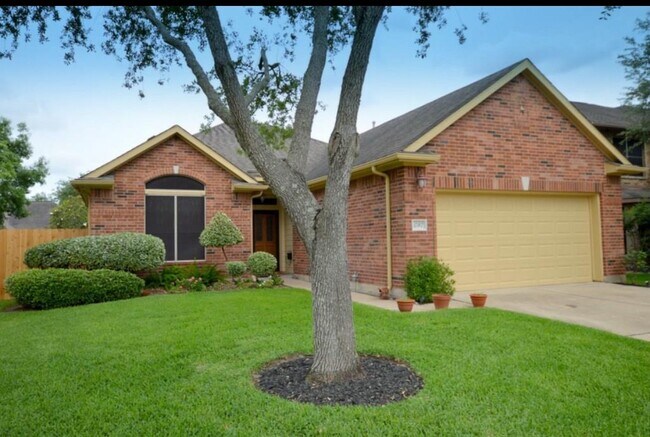 Foto del edificio - 17307 Stratford Green Dr