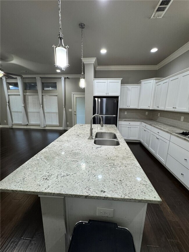 Foto del edificio - 4702 SW Birmingham St