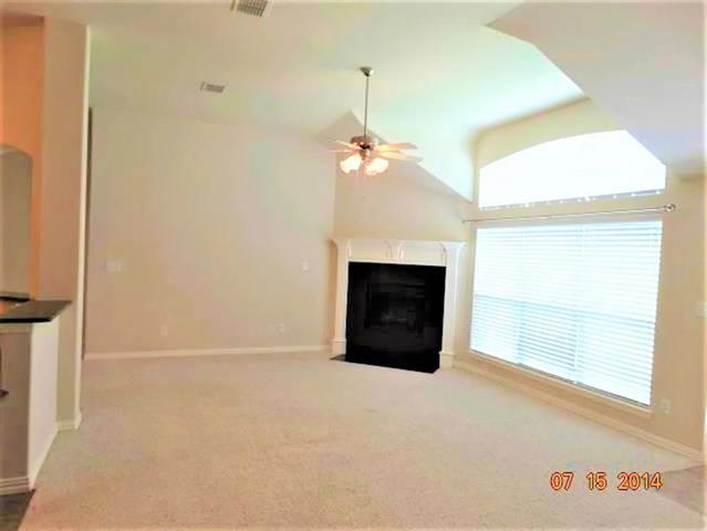 Building Photo - 15144 Salano Creek Dr