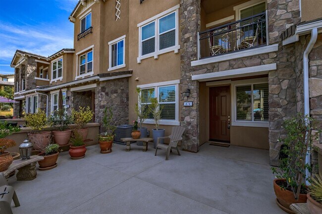 Building Photo - 474 Prosperity Dr