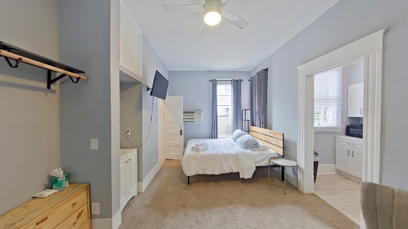 Foto principal - 41 E 4th St