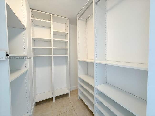 Building Photo - 50 Menores Ave