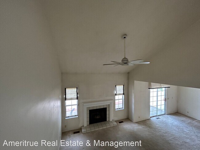 Foto del edificio - 4 br, 4 bath House - 2668 Scarsdale Court