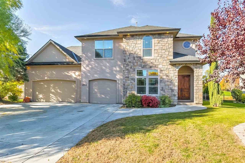 Foto principal - 1573 S Lakemoor Way