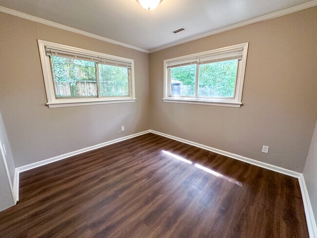 Foto del edificio - 2634 Old Steele Creek Rd